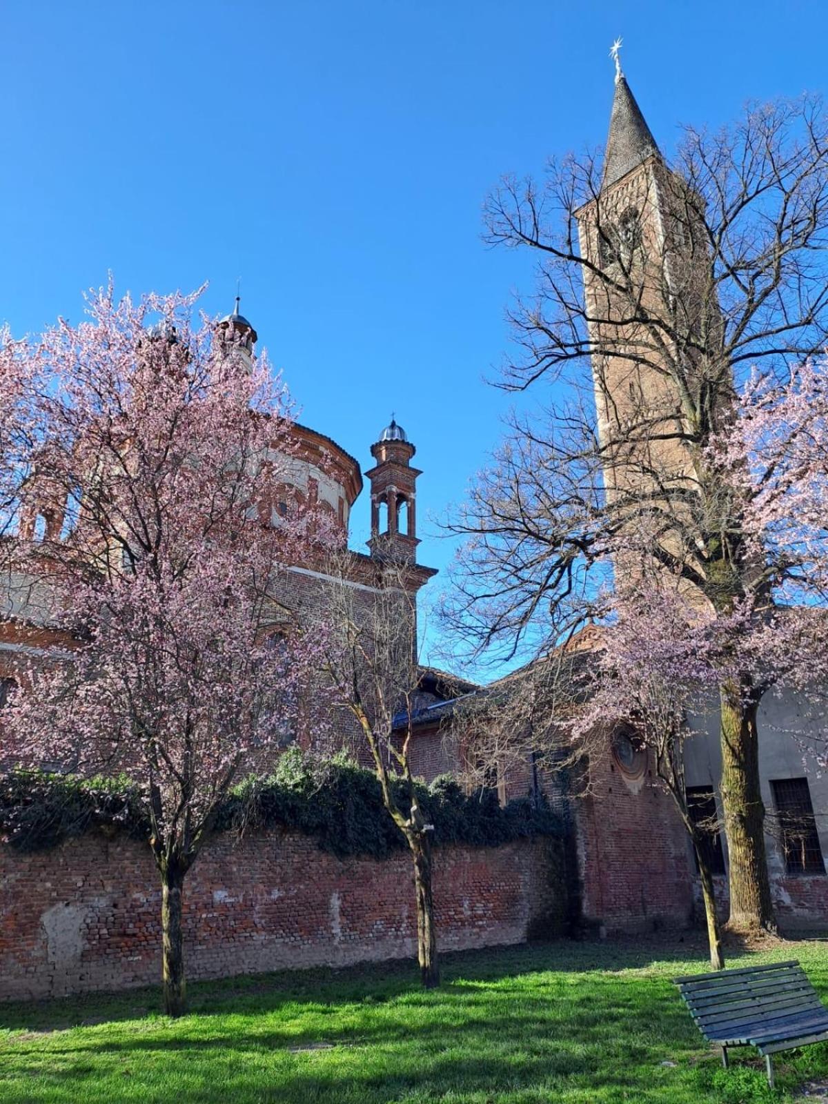 Milano Vetra-Parco Delle Basiliche 2 Pax- Wifi- Banfi Apartment Bagian luar foto